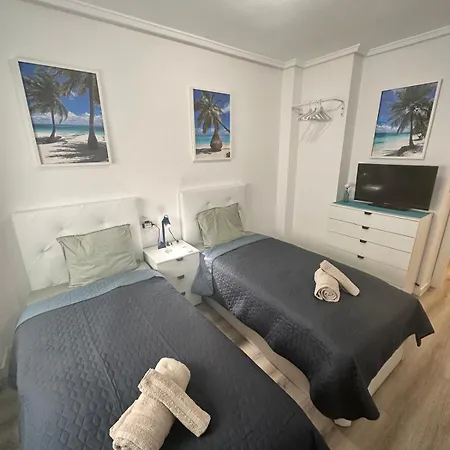 דירה Preciosos Moderno Piso Cerca De La Playa Del Cura Y Todos Servicios En Calle La Loma טורבייחה